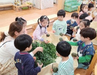 화성 영천유치원, 찾아오는 문화체험 ‘가을 한상 꾸미기’ [꿈꾸는 경기교육]