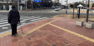 인천 봉오대로 숲길, 육교 대신 횡단보도…아쉽네 [현장, 그곳&]