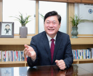 이영훈 인천 미추홀구청장 “살고 싶은 쾌적한 명품 도시로” [2024 신년인터뷰]