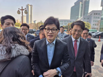 수원 찾은 한동훈 “경기남부서 반도체 미래 열 것”