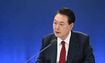 윤 대통령, 다음 주 독일·덴마크 순방 '전격 연기'