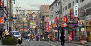 도심 속 작은 중국…‘제2의 차이나타운’ 수원특례시 고등동 [지역을 변화시키는 외국인]⑥