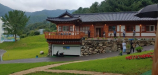 여신도 성추행 혐의… 허경영 하늘궁 압수수색