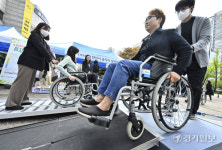 장애인의날 맞이 안산시 공직자 장애체험 [포토뉴스]