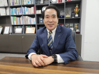 윤호종 군포노인복지관 관장, 어르신이 행복하니 시설운영평가 잘받아