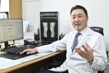 [영상]  윤성환 수원 이춘택병원 병원장 최상의 의료서비스… 신뢰받는 전문병원 완성 [경기인터뷰]