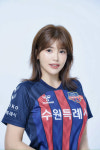 수원FC, K리그 최초 대만 출신 치어리더 첫 선