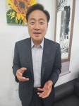 ESG경영협동조합 이상화 이사장 “으쓱ESG버스와 생수병 재활용으로 환경 지킬 터”