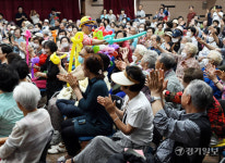 추억의 동춘서커스 무료 공연 [포토뉴스]