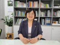 최복란 군포매화종합사회복지관장 “착한 이웃들과 함께 어려운 이들 돕습니다”