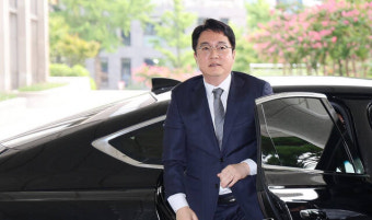 ‘정청래 법사위’…김 여사 오빠 참고인 채택