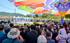 파란하늘 아래 열린 2024 안성맞춤 남사당 바우덕이 축제 [포토뉴스]
