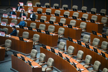 결국 파행된 경기도의회… 김진경 의장 "국힘 의원들, 본회의장으로 돌아오라"