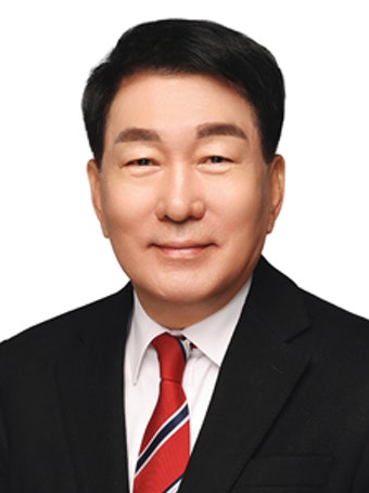 안상수, 대한체육회장 후보 출마 선언...체육계 정화에 새 바람