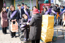 용인특례시의회, 설 연휴 앞두고 전통시장·사회복지시설 방문