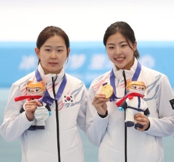 이나현·김민선, 첫 종목 빙속 女100m서 금·은메달 [하얼빈 AG]