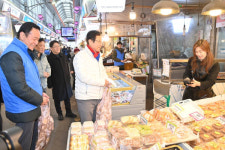 하남시장 봄맞이 전통시장 장보기 발품…수산물시장, 온누리상품권 이벤트