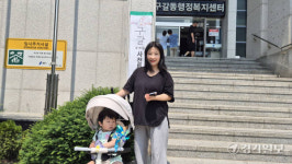 ‘1살 아들과 인증샷’…“소중한 한표 가치 알았으면” [사전투표 이모저모]