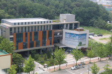 경기도선관위 “투표소 내 ‘투표 인증샷’ 촬영 불가”