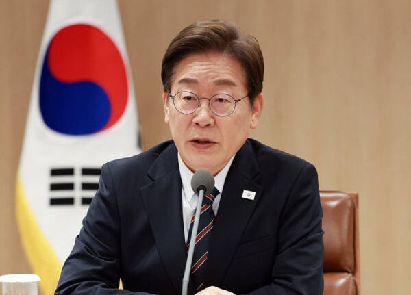 이재명 대통령, 단절된 남북관계 복원 최선 다하겠다 주장.