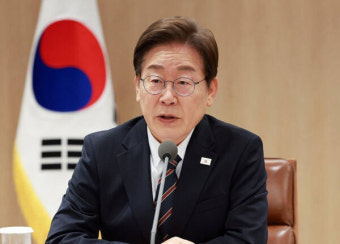 이재명 대통령, 단절된 남북관계 복원 최선 다하겠다 주장.