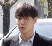 간코남양주매니지먼트 | “약정금 4억8천 달라”…박유천 상대 前 기획사 대표 소송 ‘각하’