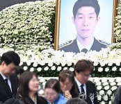 故 이재석 경사 순직 함구 의혹…전 인천해양경찰서장 등 3명 직위 해제