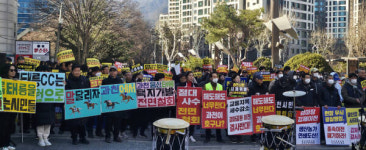 과천은 주택공급 제물 아냐...중앙공원 메운 외침 [현장, 그곳&]
