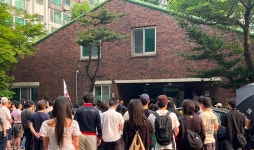 선관위, 잠실7동 투표함 2천표 묶였다…시민 대치에 반출 중단