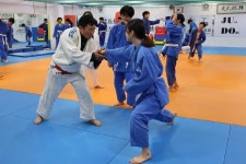 예산유도체육관