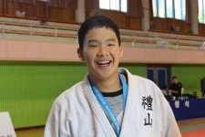 예산유도체육관
