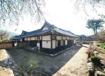 便利设施-权进士宅