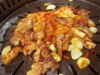 삼겹살은 역시 김치랑 볶아 먹어야 제맛이죠~