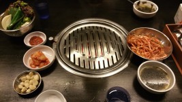 새마을식당, 연탄불고기 맛있죠