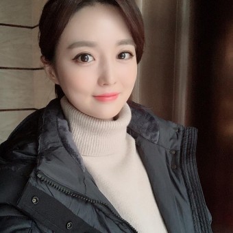 김소영 아나운서 키 책방 여성동아 표지모델 화보 사진 몸매 인스타