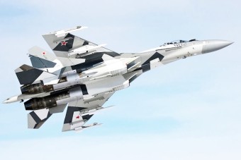 푸틴 기겁하겠네.. 러시아 폭격한 전투기의 충격적인 출처는?