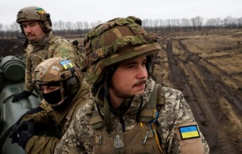 병력 부족해진 우크라이나 “해외 체류 남성도 내년 징집…응하지 않으면 처벌”