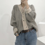 나그랑 루즈핏 헤링본 브이넥 니트 가디건 (블랙, 베이지) : 바이윈디