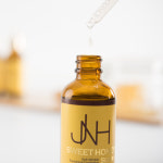 네오젠더마로지레드허니앰플에센스