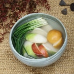콕김치 경기도 시원한 겨울 무동치미 3kg 5kg 어린이 국내산 아기동치미 : 다다잇쿡