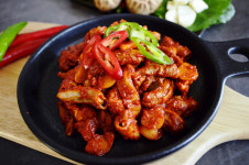 시흥가예유통 | 맛나지예 매운곱창볶음 돼지곱창볶음 360g (간편조리 식품) : 맛나고기곱창유통