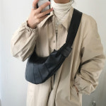 반달 크로스백 하프문 범백 크로와상 : 메종리오르