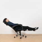 개이밍 게이밍 프로게이머 허리편한 학생 게임 용 게이머 방 컴퓨터 메쉬 컴터 의자 : 힘쎈고릴라