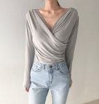 V넥 셔링 랩 티셔츠 : 제이드메르