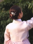 수선화 진주 코사지 새색시 한복뒤꽂이 헤어코사지 돌잔치헤어장식 아뜰리에 아림 : 아뜰리에아림