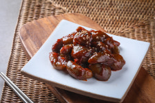 순창 김용순전통식품 청매실장아찌 500g(국산 수제장아찌) : 김용순전통식품