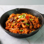 양념 용두동 쭈꾸미볶음 매운맛 캠핑 쭈꾸미 300g 1팩 : 팬더박스