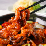 양념 용두동 쭈꾸미볶음 매운맛 캠핑 쭈꾸미 300g 1팩 : 팬더박스