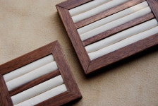 시월은 월넛 3단 중형 주얼리진열대 반지 DP 디스플레이 박스형 : 시월은