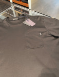 프라다 포켓 로고 남성 오버핏 블랙 티셔츠 / PRADA POCKET LOGO MENS OVER FIT BLACK T SHIRTS [UJN658 1WQE] : 프랑크뮤즈